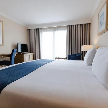 Maritim Antonine & Hotel 4*
