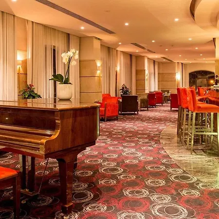 Maritim Antonine & 4*