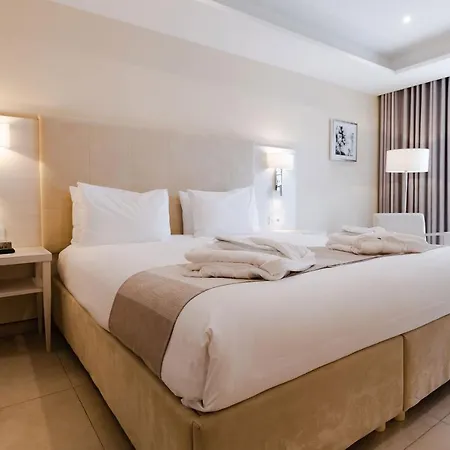 Maritim Antonine &