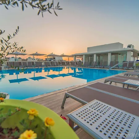 Hotel Maritim Antonine & 4*