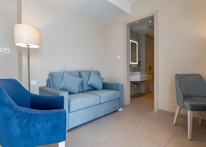 Hotel Maritim Antonine & 4*