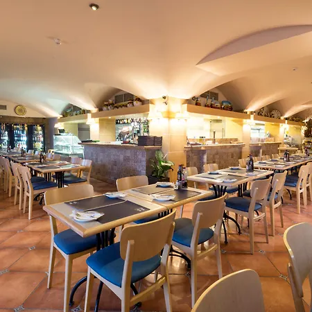 Hotel Maritim Antonine Hotel&spa 4*