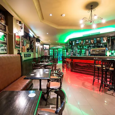 מלון Maritim Antonine &