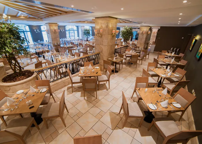 Hotel Maritim Antonine & 4*