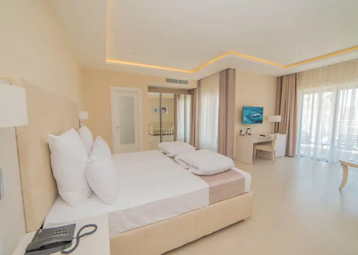 Maritim Antonine & Hotell 4*